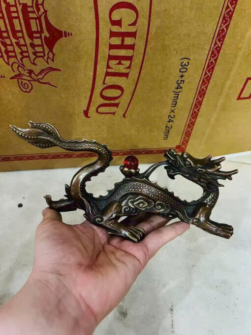 Rồng bay nhả ngọc bằng đồng