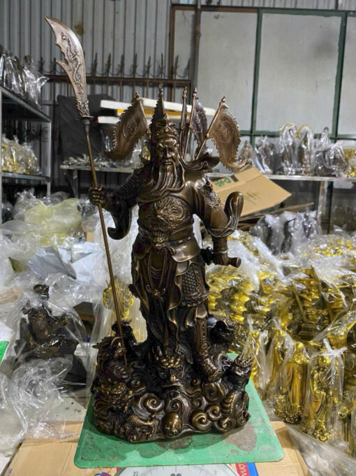 Tượng đồng Quan Công đứng trấn ải ngũ kì