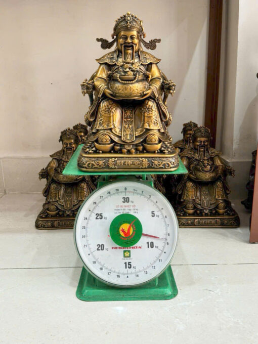 Tượng đồng  thần tiền ngồi ghế rồng - Ảnh 3