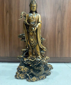 tuong dong quan am dung rong cao 50