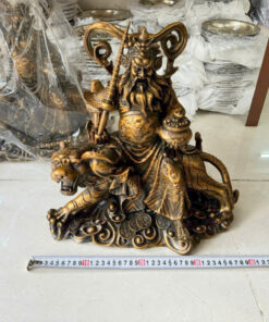 Tượng đồng triệu công minh