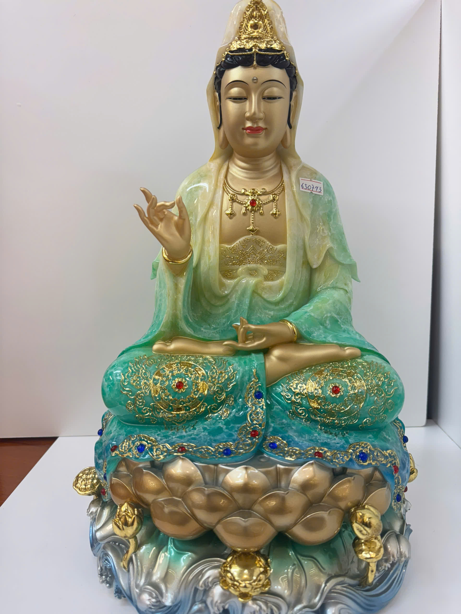 Tượng Quan Âm Bồ Tát Giả Đồng Áo Xanh Ngọc Ngồi Tòa Sen Sóng Nước 4 tấc (40cm)