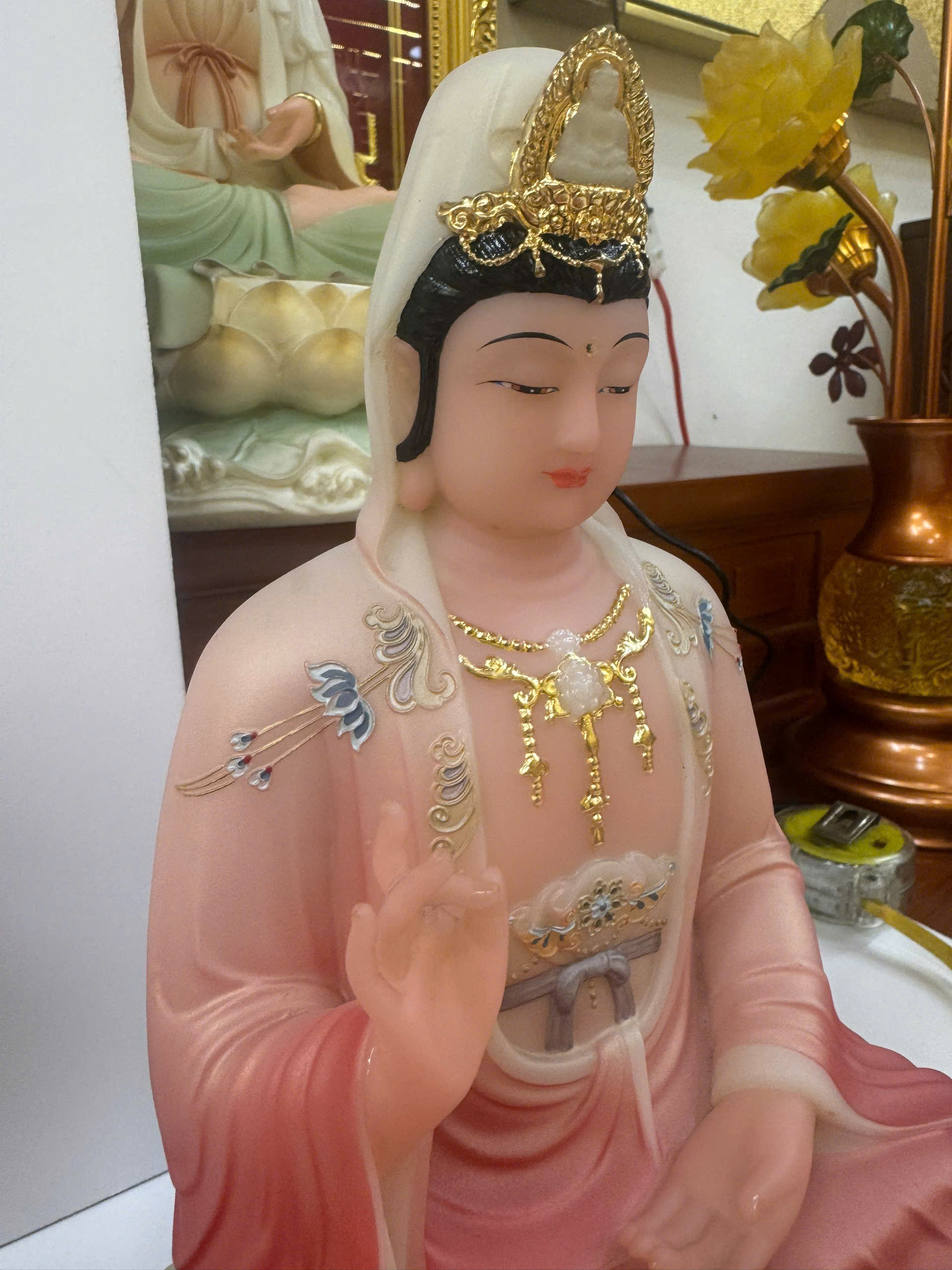 Tây Phương Tam Thánh Áo Hồng Đỏ Vẽ Tay Ngồi Tòa Sen Bột Đá 12 inch (30cm) - Ảnh 15