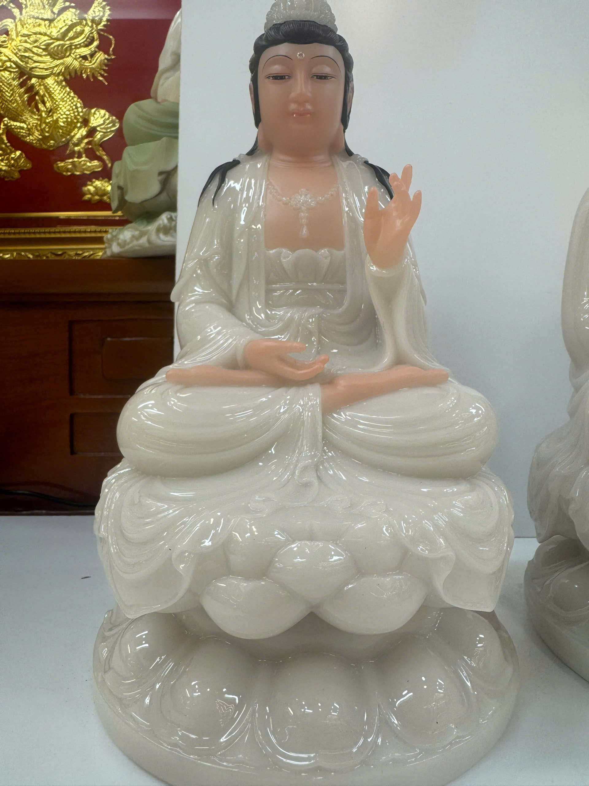 Tượng Tây Phương Tam Thánh Trắng Ngọc Ngồi Tòa Sen Bột Đá 12 inch (30cm) - Ảnh 4