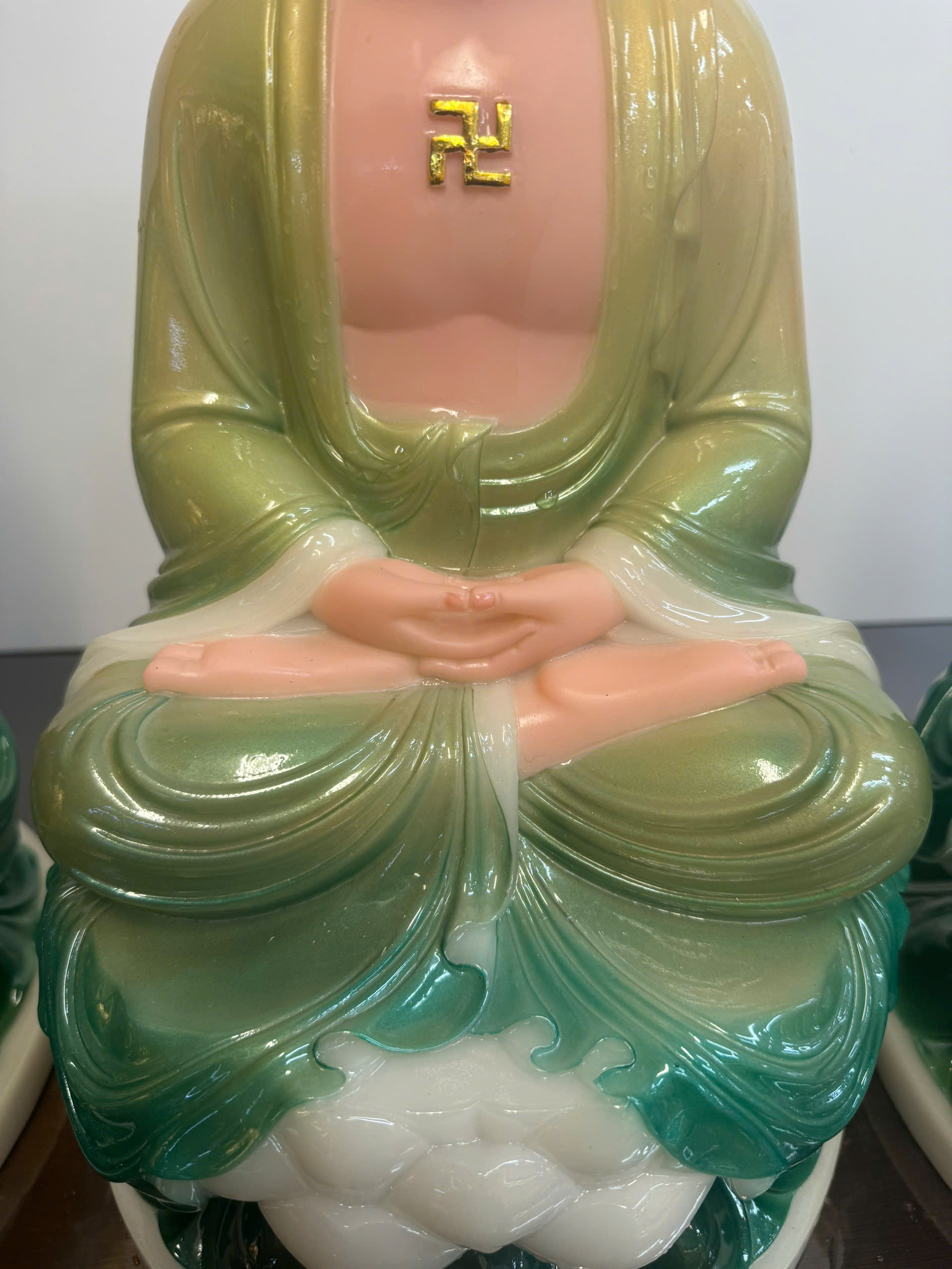 Tây Phương Tam Thánh Áo Xanh Lá Ngồi Tòa Sen Bột Đá 4 tấc (40cm) - Ảnh 13