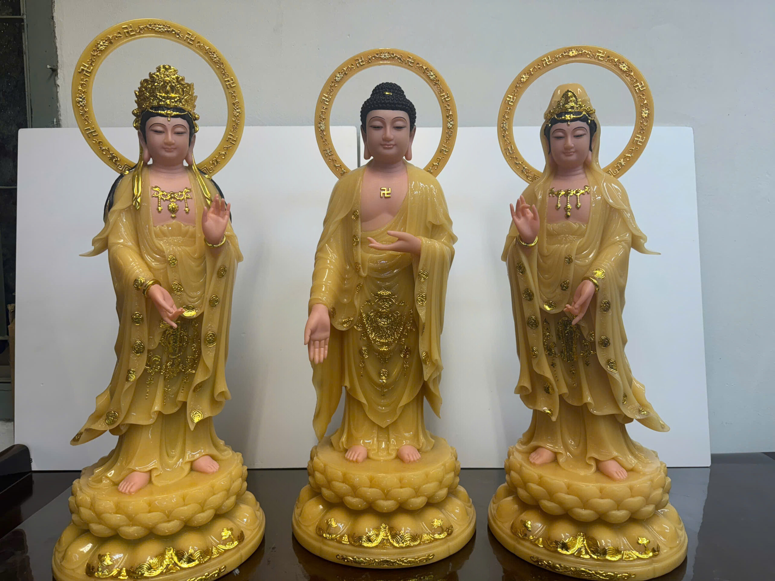 Tây Phương Tam Thánh Đứng Thạch Anh