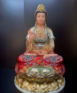 Tượng Quan Âm Bồ Tát áo ngũ sắc tòa sen dát vàng – toàn thân