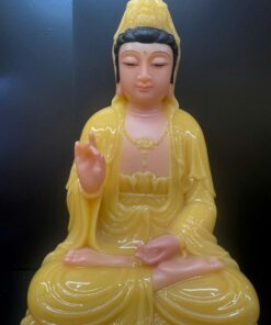 Tượng Quan Âm Bồ Tát áo vàng ngọc ngồi tòa sen – cận cảnh chính diện