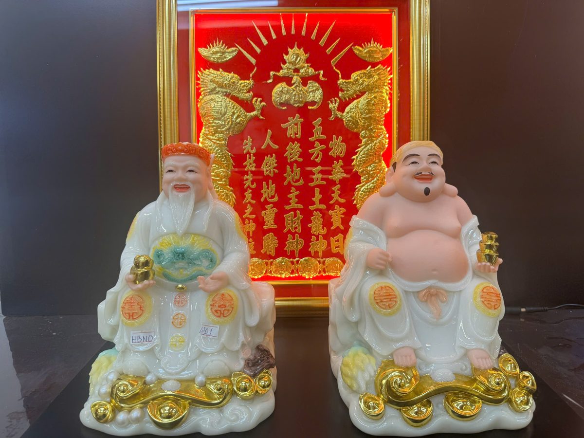 Tượng Thần Tài Thổ Địa bột đá trắng ngồi đá